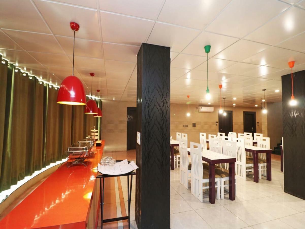 Ace Prime Hotel Большая Нойда Экстерьер фото