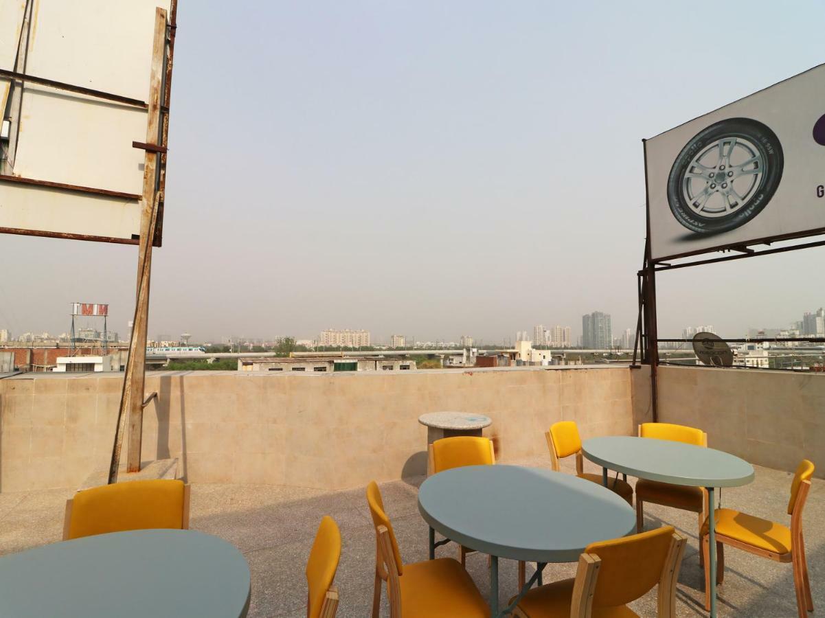 Ace Prime Hotel Большая Нойда Экстерьер фото